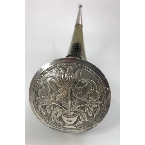 329 - FLOWER HOLDER HORN WITH WHITE METAL MOUNTS WITH A CONDIMENT SET IN HORN HOLDER ( KELANTAN SILVER ?)