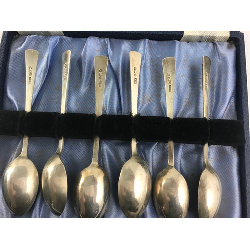 397 - 2 CASED SETS OF SILVER SPOON WITH A CASED SILVER EGG CUP & SPOON APPROX 200g