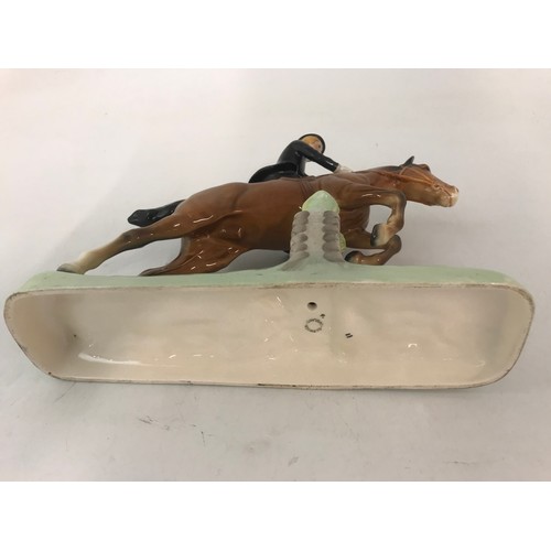 70 - BESWICK HUNTSWOMAN ON JUMPING HORSE MODEL 982 25cm TALL