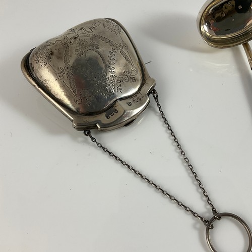 361 - A SILVER PURSE AND SILVER HORN HANDLED PUNCH LADLE (2)