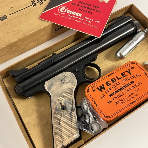 198 - CROSMAN GAS PISTOL, PELLGUN, IN ORIGINAL BOX .22 & WEBLEY PELLETS
NOTE PURCHASER MUST BE 18 YEARS OR... 