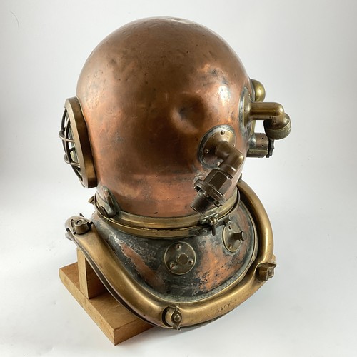 289 - A GENUINE SIEBE GORMAN SIX BOLT COPPER AND BRASS MOUNTED DIVER’S HELMET, USED BY THE CURRENT OWNER F... 