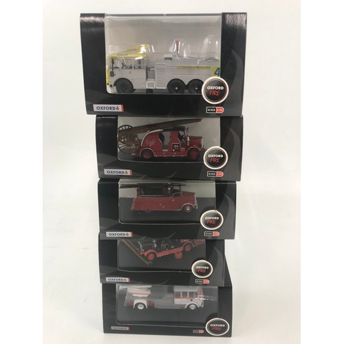 142 - OXFORD DIECAST, 15 PLASTIC BOXED OXFORD FIRE SERIES MODELS, GOOD CONDITION.