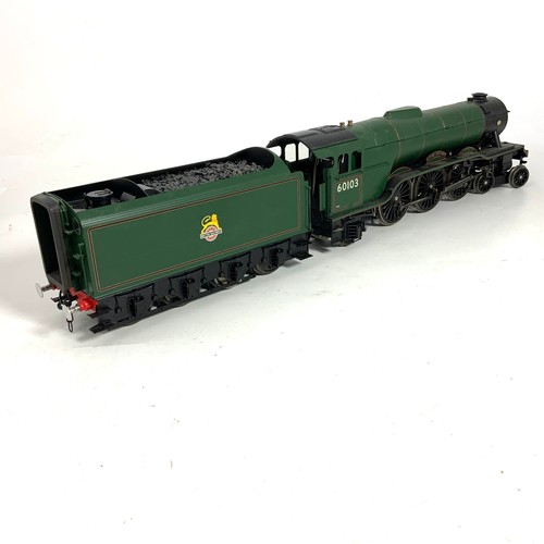 503 - GAUGE 1 RADIO CONTROLLED LOCOMOTIVE, PETER SPOERER MODEL ENGINEERS, LNER PACIFIC 4-6-2 60103 FLYING ... 