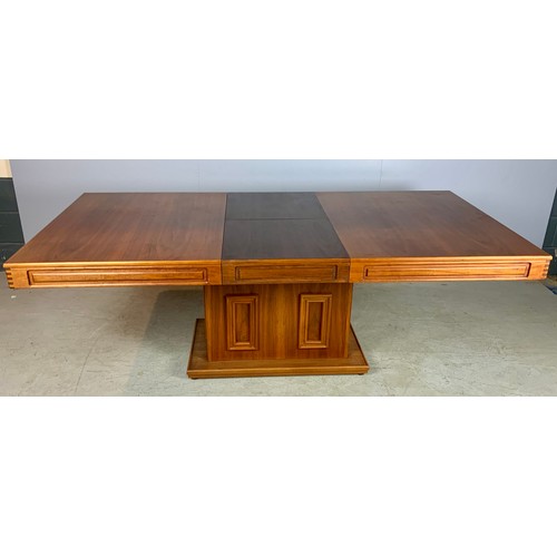 648 - MODERN EXTENDING DINING TABLE/ BOARD ROOM TABLE, APPROX. 215 x 107 cm extended