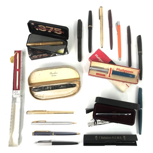 308 - A COLLECTION OF MISCELLANOUS FOUNTAIN PENS, BALLPOINTS ETC INCLUDING FISHER SPACE PENS