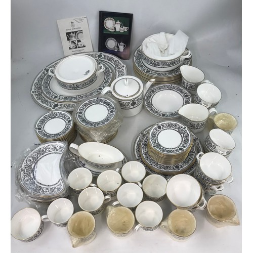 190 - 2 TRAYS OF WORCESTER PADUA PATTERNED DINNERWARE – LARGE QUANTITY SOME IN ORIGINAL PACKAGING APPEARS ... 