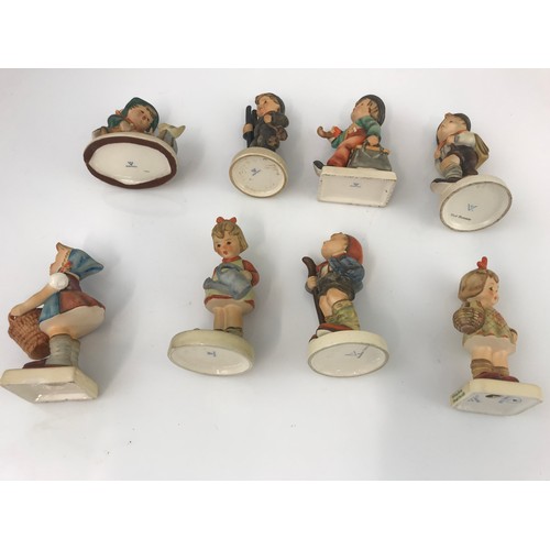 88 - 8 GOEBEL HUMMEL FIGURINES TALLEST 11cm