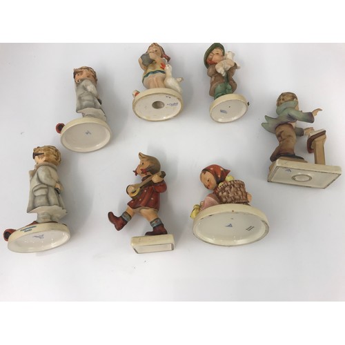 89 - 7 GOEBEL HUMMEL FIGURINES TALLEST 13cm