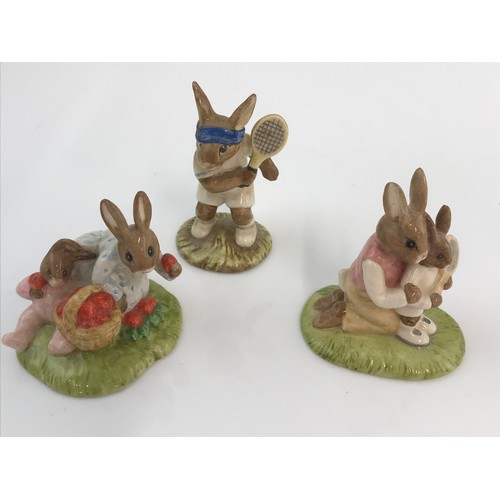 116 - 3 ROYAL DOULTON BUNNYKINS 2 TENNIS RELATES FIGURES AND TWO OTHER ROYAL DOULTON TENNIS RELATED FIGURE... 