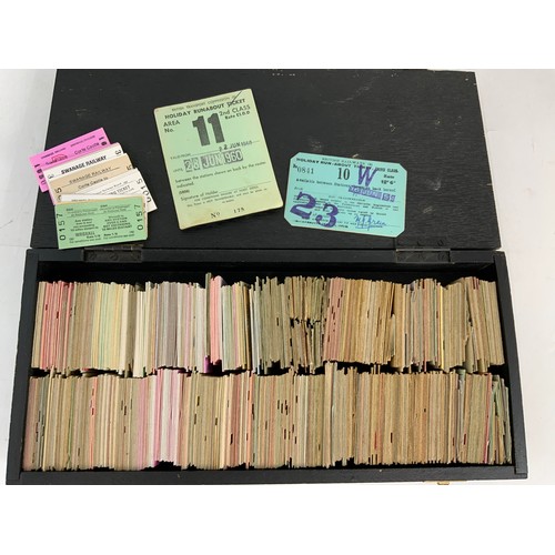 334 - COLLECTION OF RAILWAY TICKETS, MOSTLY SOUTHERN ENGLAND, ISLE OF WIGHT, S&D, & NUMEROUS PLATFORM TICK... 