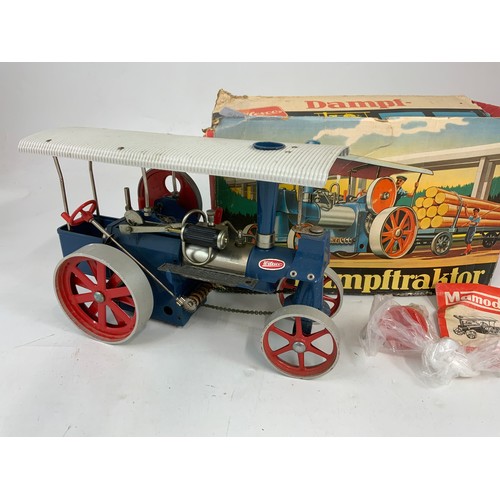 348 - WILESCO LIVE STEAM TRACTION ENGINE IN ORIGINAL BOX