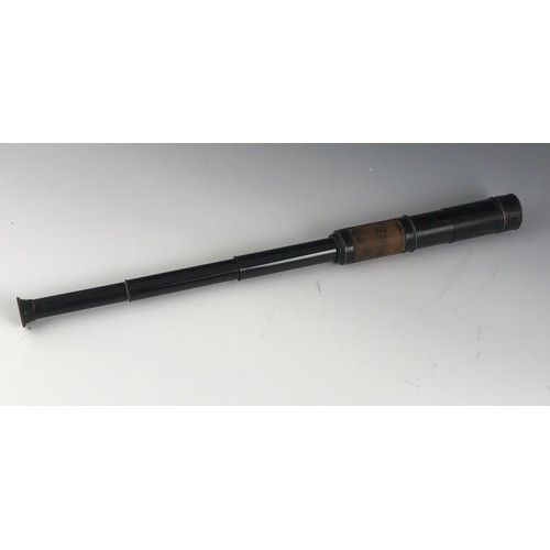 325 - 3 DRAW BLACK LACQUERED BRASS TELESCOPE, APPROX. 18 cm CLOSED, 51.5 EXTENDED