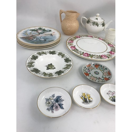 195 - MISC. CHINA AND PORCELAIN INC. ROYAL WORCESTER MATHON AND ROYAL GARDEN TOGETHER WITH A SET OF 4 LTD.... 