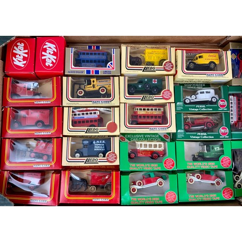 112 - TWO TRAYS OF LLEDO & DAYS GONE MODELS, PLUS PERSIL & ROYAL MAIL VANS, BUSES & CARS, 44 IN TOTAL