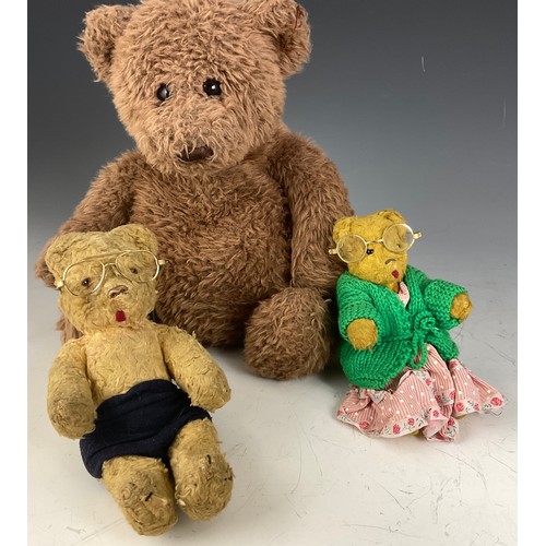 54 - COLLECTION OF VINTAGE BEARS ETC WITH KNITTED ACCESSORIES