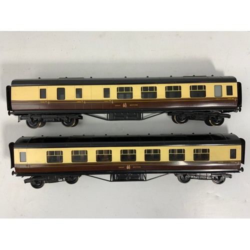 460 - EXLEY 0 GAUGE GWR FIRST CLASS CORRIDOR COACH, IN GOOD CONDITION WITH LABEL TYPE K5 / W1 PATENT 60901... 