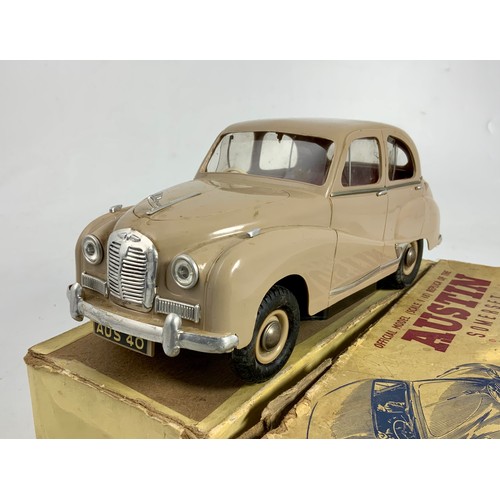 77 - A VINTAGE VICTORY INDUSTRIES AUSTIN A40 SOMERSET ELECTRIC SCALED MODEL WITH ORIGINAL BOX