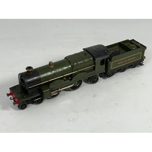 474 - HORNBY CLOCKWORK GWR 4-4-2 CAERPHILLY CASTLE, U/B  LOCOMOTIVE  & TENDER.