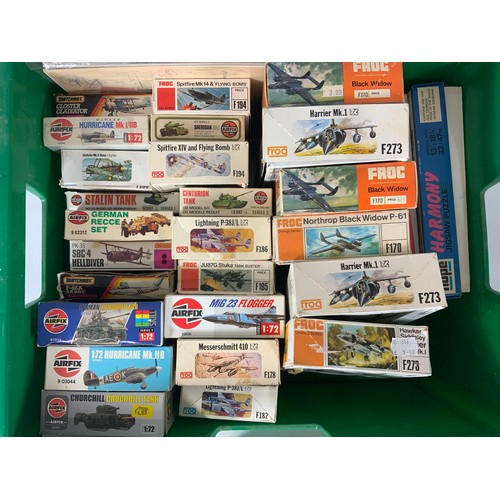 78 - UNMADE MODEL KITS, AIRFIX, HELLER, FROG, HOPE & MATCHBOX, APPROX. 56 KITS IN 2 TRAYS, NONE CHECKED