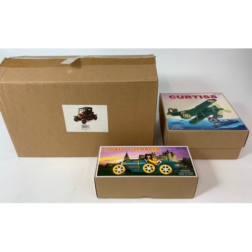 87 - MODERN TIN TOYS, A LESSER & PAVEY VINTAGE TRANSPORT SERIES TI CAR, BUGATTI T-35 RACER & A CURTISS BI... 