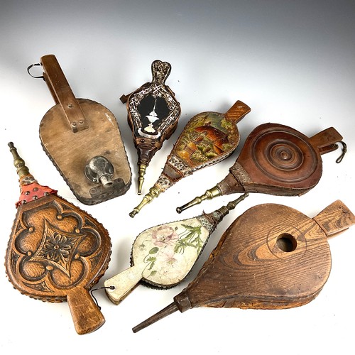 293 - A COLLECTION OF 19TH CENTURY AND LATER OAK AND LEATHER BELLOWS, INCLUDING HANDPAINTED PAIRS AND A MO... 