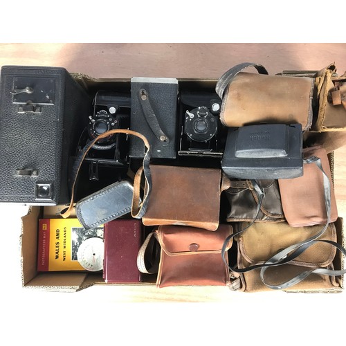 348 - KODAK BROWNIE COLLECTION,  3 TRAYS CONTAINING A LARGE QTY. OF CAMERAS AND ACCESSORIES (SEE IMAGE WIT... 