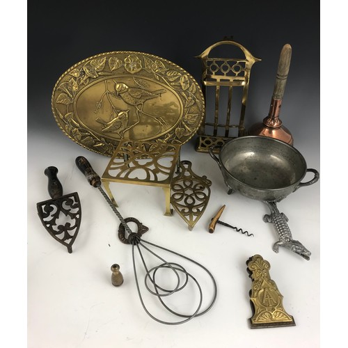 286 - METALWARE INC TRIVETS, WASH DOLLY, BRASS BIRD PLAQUE , CORKSCREW , CLIP ETC