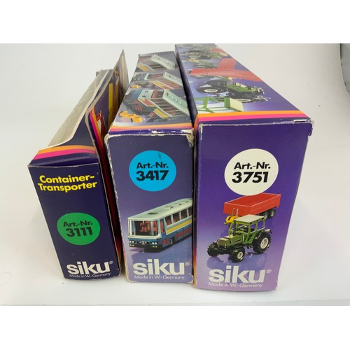 172 - SIKU, 3 BOXED MODELS, 3751 DEUTZ - FAHR DX86, & 3417 MAN REISENBUS MAN, & 3111 CONTAINER TRANSPORT