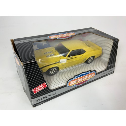 194 - AMERICAN MUSCLE, 2 BOXED 1:18 SCALE CARS, 1969 CAMARO Z/28, & 1969 PLYMOUTH ROAD RUNNER, ERTL MAKE.