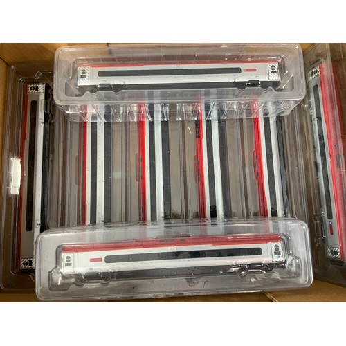 372 - DAPOL PENDOLINO COACH SET, BOXED DPC-01, PLUS 8 PART BOXED INTERMEDIATE COACHES. ALL AS SHOWN