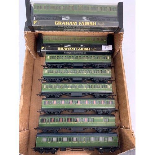 377 - GRAHAM FARISH 7 SOUTHERN RAILWAY COACHES, 2 BOXED & 1 HORNBY U/B