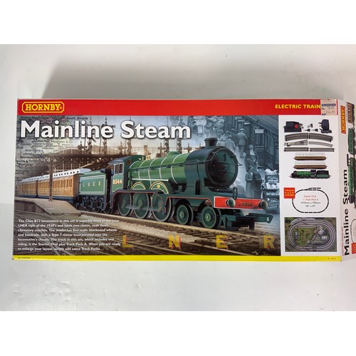 378 - HORNBY TRAIN SET, MAINLINE STEAM WITH LNER B12 & STOCK, NO TRACK