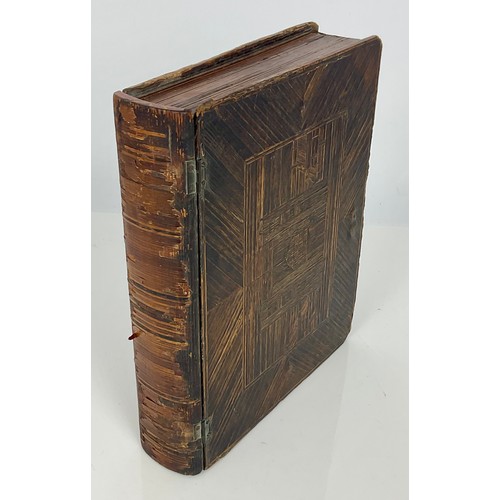 296 - A RARE 19TH CENTURY STRAW WORK BOX OF BOOK FORM DECORATED TO THE INTERIOR WITH COLOURED STREET SCENE... 