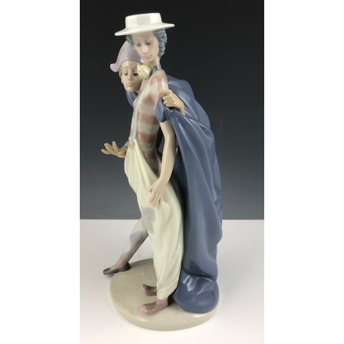 69 - RARE LARGE LLADRO CARNIVAL COMPANIONS 6195 FIGURINE BOXED 32cm TALL