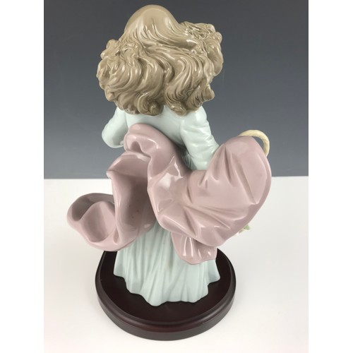 70 - RARE LARGE LLADRO NATURE’S BEAUTY 6252 FIGURINE BOXED 28.5cm TALL