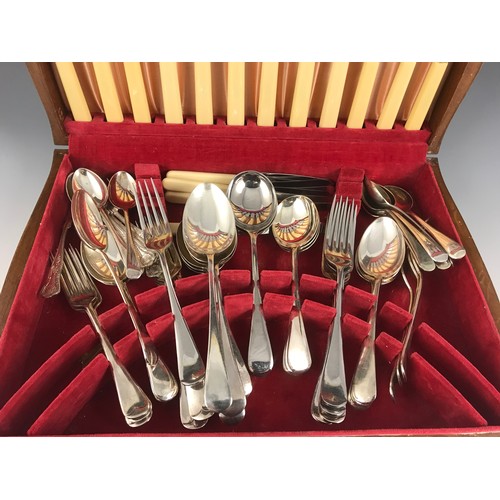 339 - OAK CANTEEN WITH MISCELLANEOUS CUTLERY