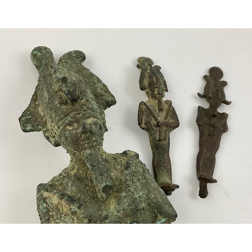 322 - MISC. ANCIENT GREEK/ EGYPTIAN METAL FIGURES, A PIECE OF IMPRESSED TERRACOTTA TILE AND A SCARAB