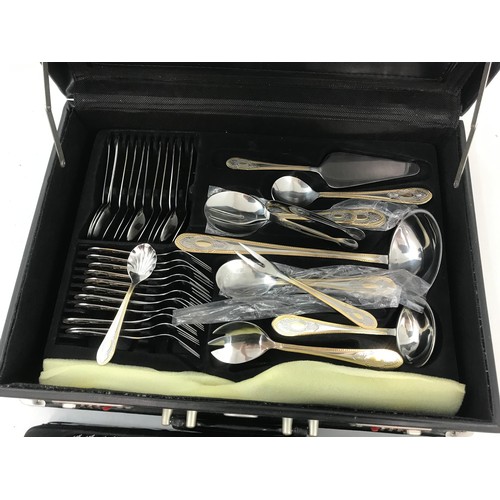 331 - CASED CANTEEN OF  PRIMA PLATED CUTLERY