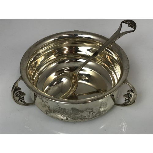 385 - BOXED SILVER CHRISTENING BOWL AND SPOON 148g