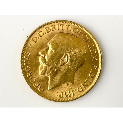 620 - GEORGE V GOLD SOVEREIGN, 1913