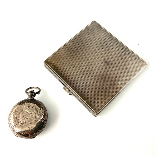 420 - SILVER SOVEREIGN CASE TOGETHER WITH A SILVER POWDER COMPACT WITH ENGINE TURNED DECORATION