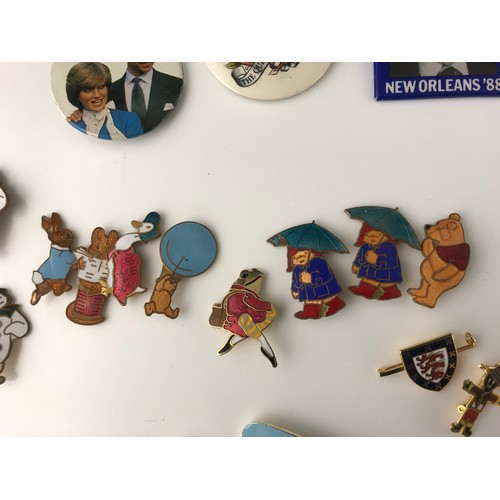 301 - INTRESTING COLLECTION OF LAPEL & PIN BAGES INC VINTAGE BEATRIX POTTER, POLITICAL, TRANSPORT ETC