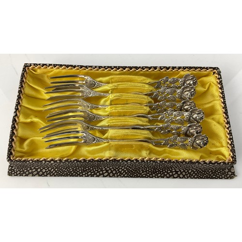 335 - LARGE QTY. SILVER PLATED WARE INC. FLATWARE, SILVER HANDLED KNIVES ETC.