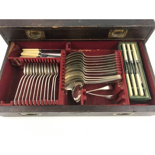 334 - 2 DRAWER CANTEEN OF GOOD QUALITY SILVER PLATED CUTLERY INCOMPLETE