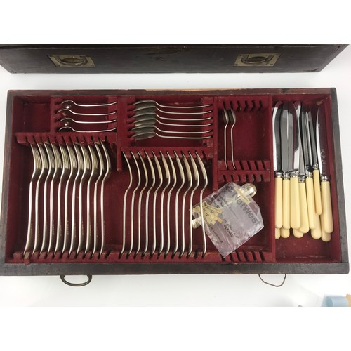 334 - 2 DRAWER CANTEEN OF GOOD QUALITY SILVER PLATED CUTLERY INCOMPLETE