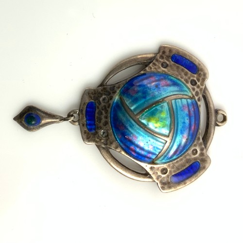 603 - BLUE ENAMELLED PENDANT IN THE MANNER OF CHARLES HORNER