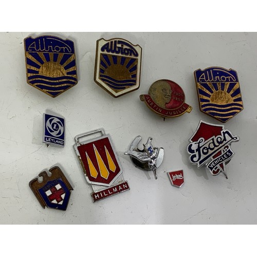 10 - MISC. VINTAGE ENAMELLED VEHICLE PIN BADGES AND OTHERS, INC. FODEN VEHICLES, ALBION & AUSTIN JUBILEE