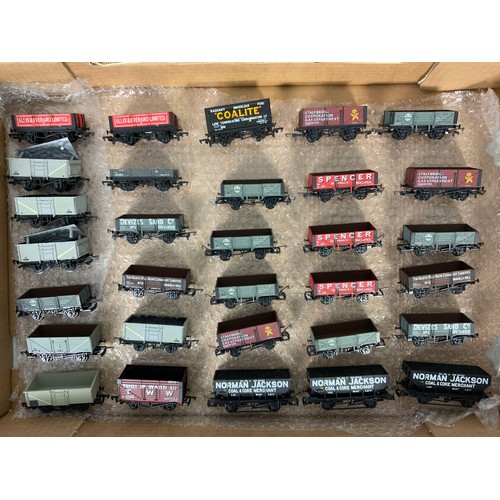 363 - 31, 00 GAUGE MODEL RAILWAY WAGONS, ALL U/B. MOSTLY PRIVATE OWNER COAL, MINERAL & COKE