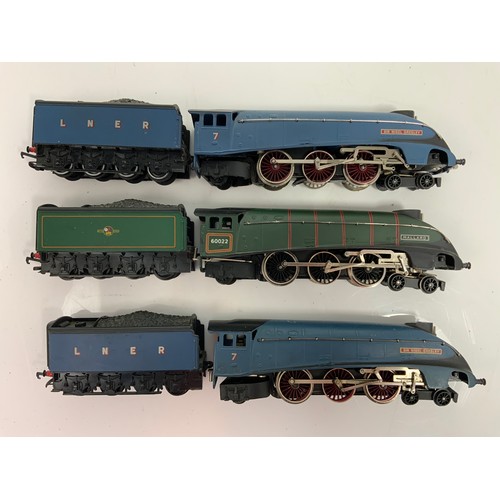 447 - TRIANG HORNBY EX WRENN LNER A4 CLASS LOCOMOTIVES, 7 SIR NIGEL GRESLEY LNER GARTER BLUE X2 PLUS BR LI... 